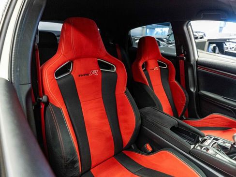 Used 2018 Honda Civic Type R image 14