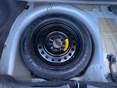 Used 2004 Ford Mustang Coupe RWD image 30