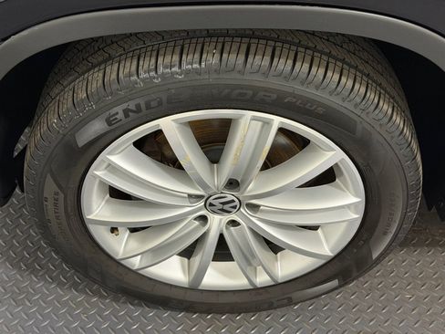 Used 2014 Volkswagen Tiguan SEL image 20