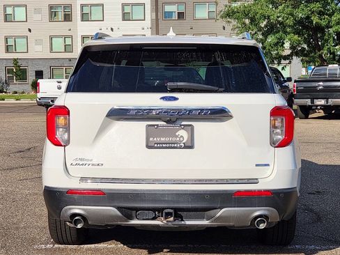 Used 2020 Ford Explorer Limited w/ Class III Trailer Tow Package image 10