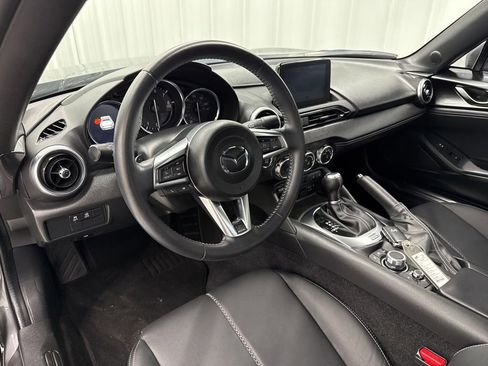 Used 2023 MAZDA MX-5 Miata Grand Touring RWD image 11