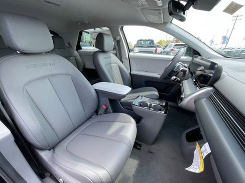 New 2025 Hyundai Ioniq 5 SEL RWD image 28