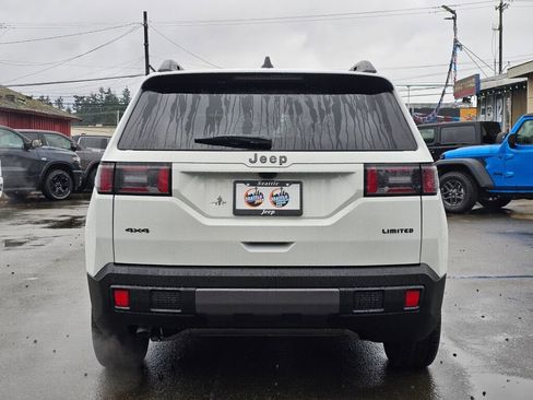 New 2026 Jeep Cherokee Laredo image 7