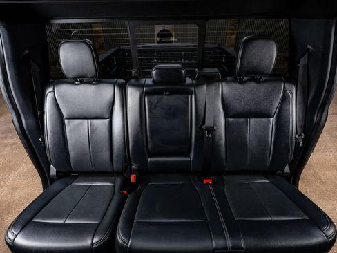Used 2022 Ford F250 Lariat w/ Black Appearance Package AWD/4WD image 35