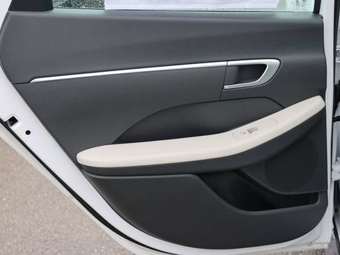 New 2026 Hyundai Sonata SE FWD image 11