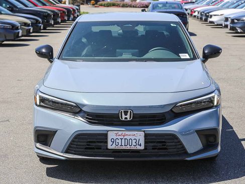 Used 2023 Honda Civic Sport image 2