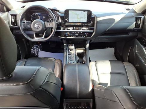 Used 2022 Nissan Pathfinder SL w/ SL Premium Package AWD/4WD image 8