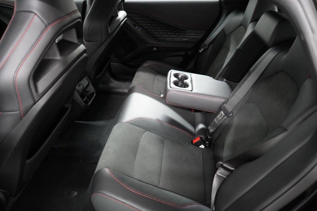 New 2026 Dodge Charger R/T w/ Performance Handling Group AWD/4WD image 17