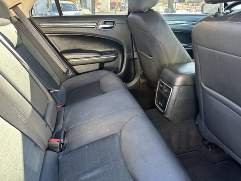 Used 2020 Chrysler 300 Touring w/ Sport Appearance Package image 13