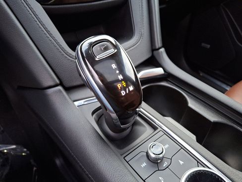 Used 2020 Cadillac XT5 Premium Luxury image 22