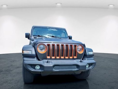 Used 2020 Jeep Wrangler Sport AWD/4WD image 7
