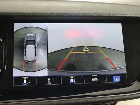 Used 2023 Buick Envision Avenir FWD image 40