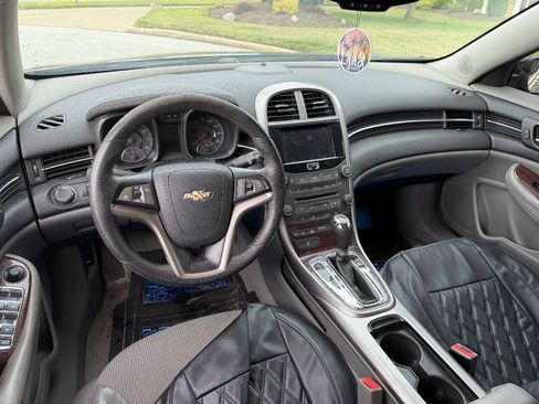 Used 2013 Chevrolet Malibu LT w/ Power Convenience Package FWD image 8