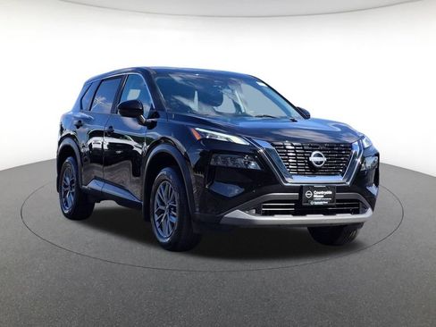 Used 2023 Nissan Rogue S AWD/4WD image 3