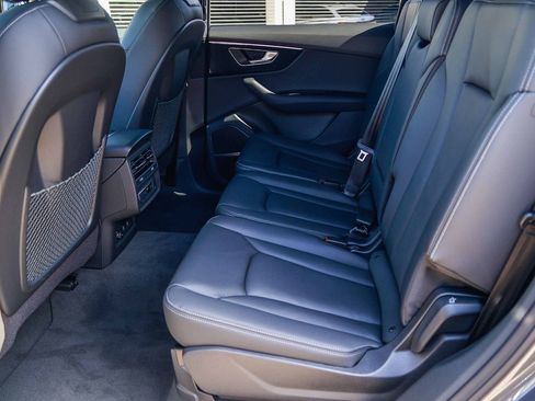 New 2026 Audi Q7 2.0T Premium image 18