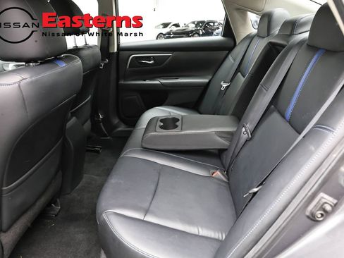 Used 2018 Nissan Altima 2.5 SR w/ SR Midnight Edition image 21