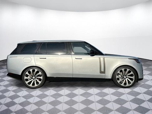 Certified 2025 Land Rover Range Rover Long Wheelbase SE AWD/4WD image 7