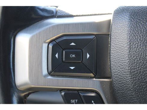Used 2022 Ford F350 Platinum w/ FX4 Off-Road Package AWD/4WD image 18