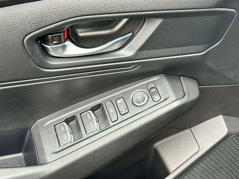 Certified 2025 Honda Accord LX image 16