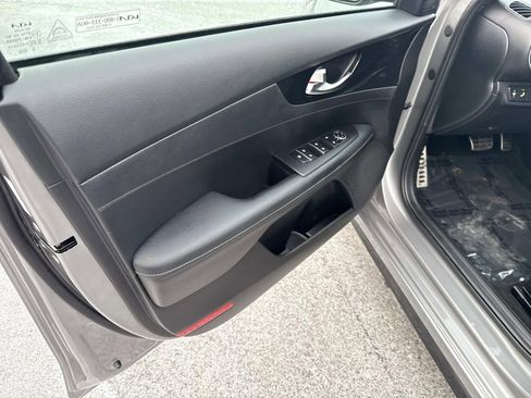 Used 2023 Kia Forte GT-Line image 18