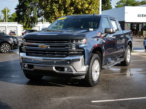 Used 2020 Chevrolet Silverado 1500 LTZ w/ LTZ Premium Package image 5