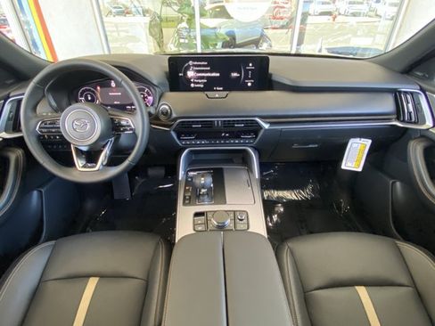 New 2026 MAZDA CX-90 Plug-In Hybrid w/ Premium Plus AWD/4WD image 24