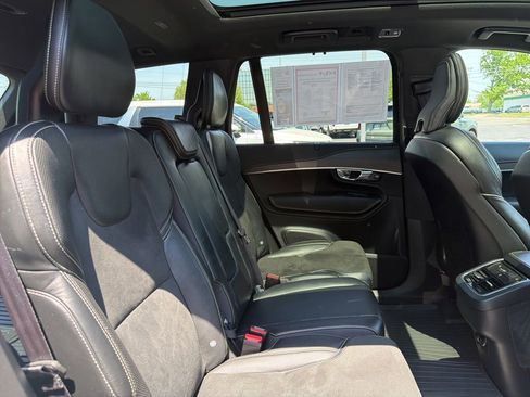 Used 2019 Volvo XC90 T6 R-Design w/ Advanced Package AWD/4WD image 13