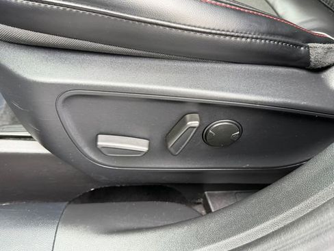 Used 2024 Ford Escape ST-Line image 14