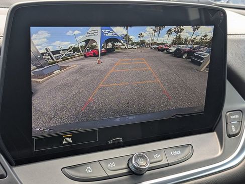 Certified 2025 Chevrolet Blazer LT FWD image 19