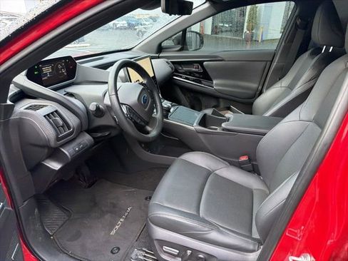 Used 2023 Subaru Solterra AWD image 5