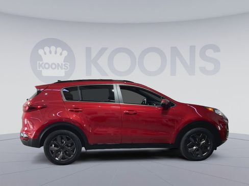 Used 2022 Kia Sportage Nightfall Edition image 12