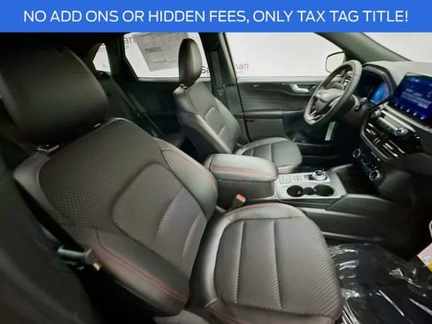 New 2025 Ford Escape ST-Line Elite w/ Class II Trailer Tow Package image 28