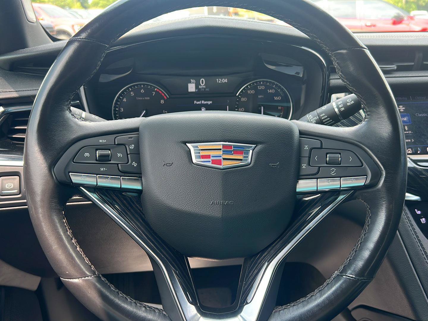 Used 2024 Cadillac XT6 Premium Luxury AWD/4WD image 16