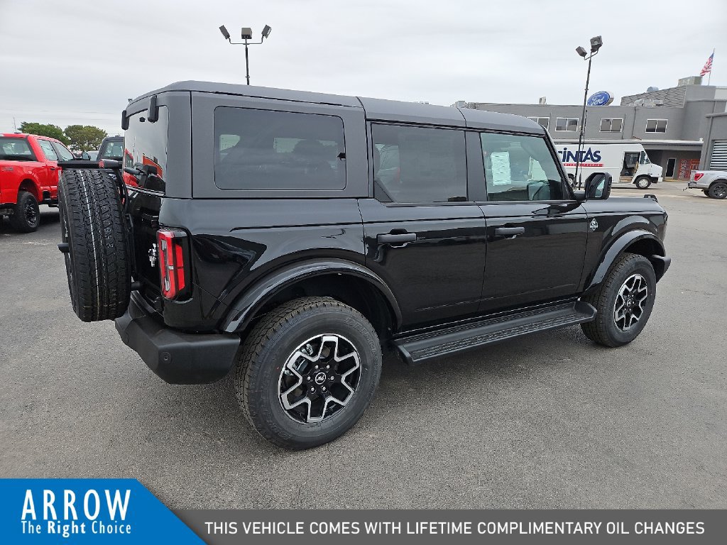 New 2026 Ford Bronco Outer Banks AWD/4WD image 13