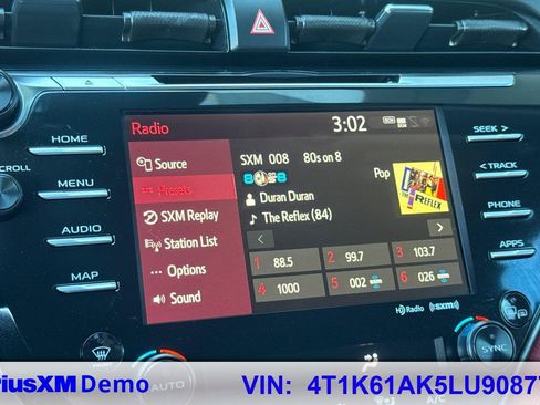 Used 2020 Toyota Camry XSE image 29