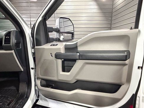 Used 2022 Ford F250 XL w/ STX Appearance Package image 33