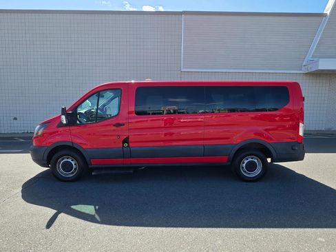 Used 2016 Ford Transit 350 XL image 4