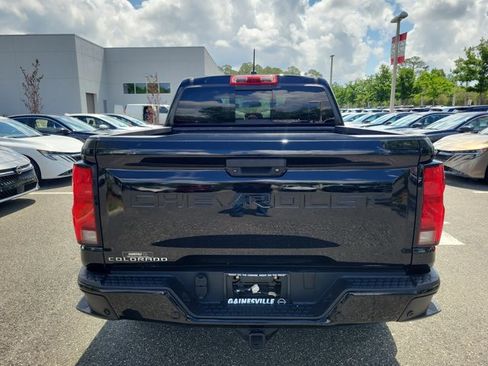 Used 2023 Chevrolet Colorado Z71 w/ Z71 Convenience Package 2 AWD/4WD image 7