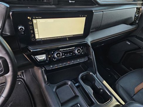 Used 2024 GMC Sierra 2500 AT4 w/ AT4 Premium Plus Package image 25