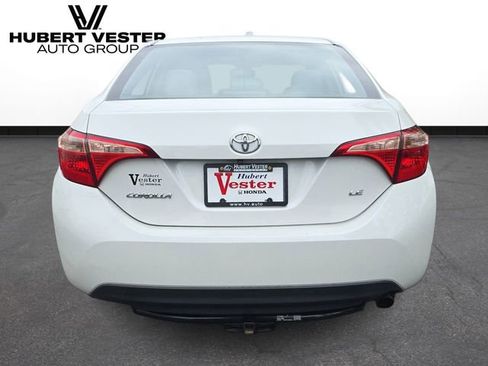 Used 2018 Toyota Corolla LE FWD image 7