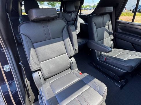 Used 2023 Chevrolet Tahoe RST w/ Luxury Package AWD/4WD image 29