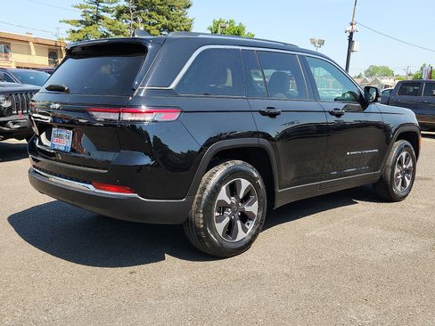 Used 2024 Jeep Grand Cherokee Limited 4xe AWD/4WD image 6