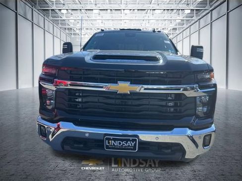 New 2026 Chevrolet Silverado 2500 LT w/ Safety Package AWD/4WD image 2
