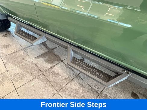 Used 2022 Nissan Frontier PRO-4X image 41