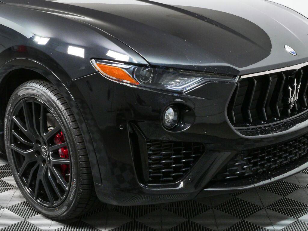 Used 2022 Maserati Levante Modena AWD/4WD image 36