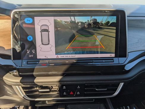 New 2026 Volkswagen Atlas SE FWD image 22