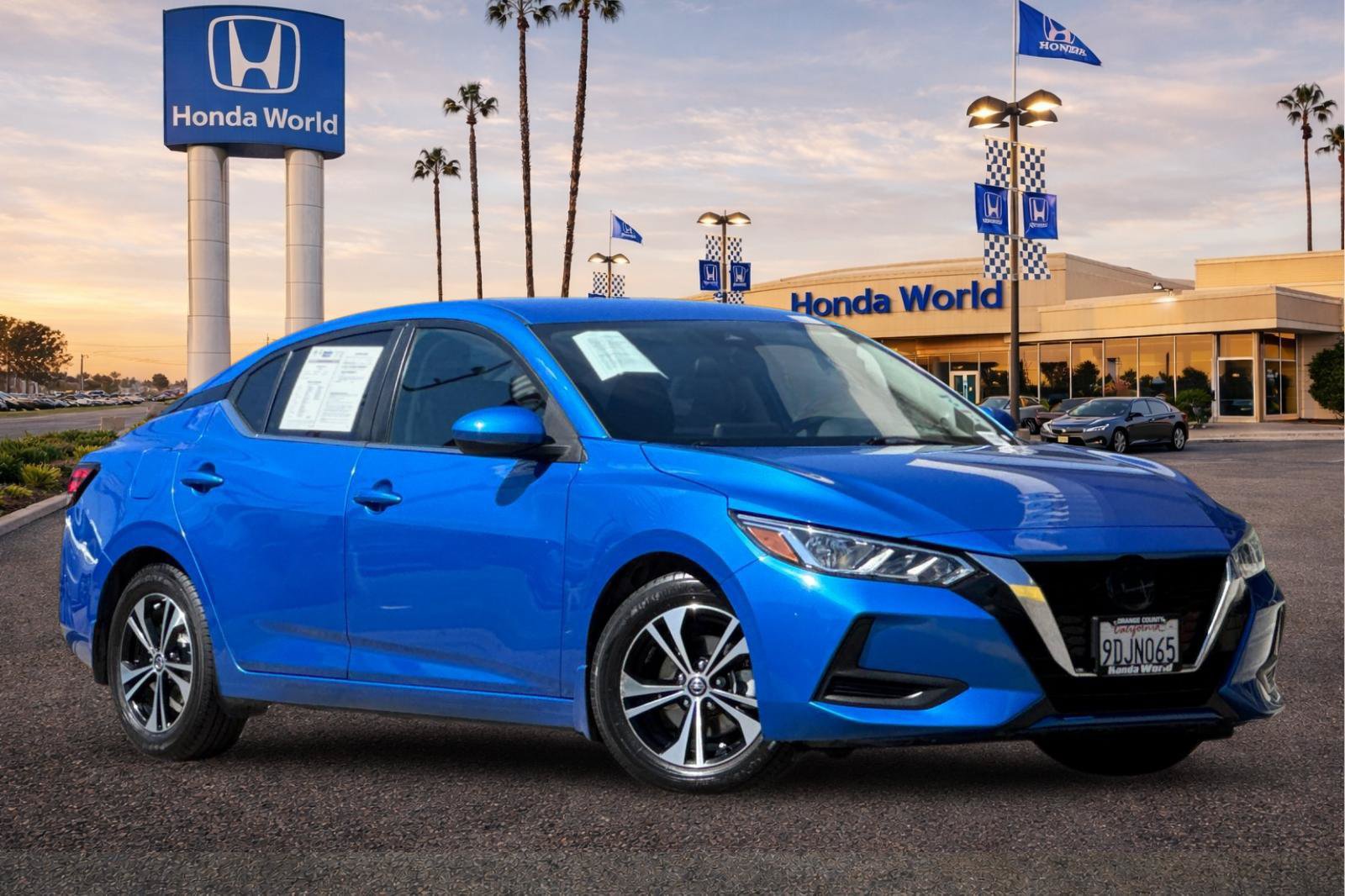 Used 2022 Nissan Sentra SV w/ All-Weather Package FWD image 2