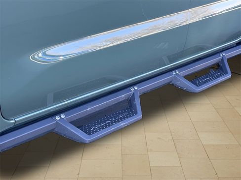 Used 2022 Nissan Frontier PRO-4X image 38