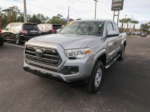 Used 2019 Toyota Tacoma 2WD Access Cab image 3
