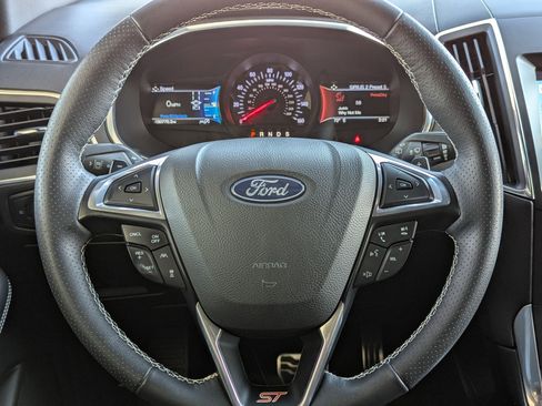 Used 2019 Ford Edge ST w/ Equipment Group 401A image 20
